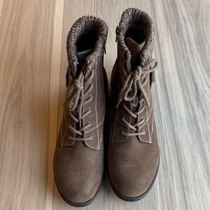 Crown Vintage Women's Brown Racine Combat Boots Size 11